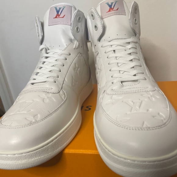 Louis Vuitton Rivoli Boot Sneakers Watercolor Edition These are 🔥🔥🔥 - Picture 5 of 10